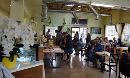 Arnies Bakery & Cafe